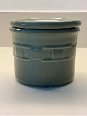 Longaberger pottery sage one pint crock with lid.